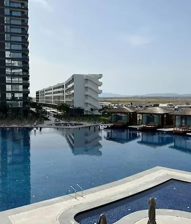 Grand Sapphire Long Trikomo