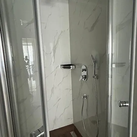 Grand Sapphire Long Apartman *