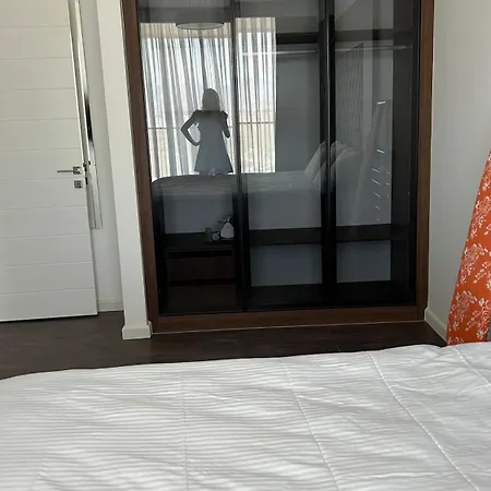 Grand Sapphire Long Apartment